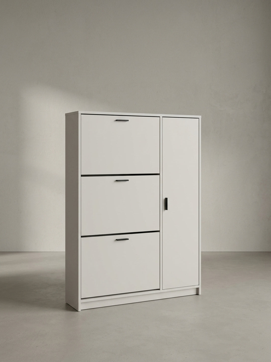 Seitenansicht des Flurmöbels, die seine extrem schmale Silhouette hervorhebt, ideal für enge Korridore und kleine Eingangsbereiche._