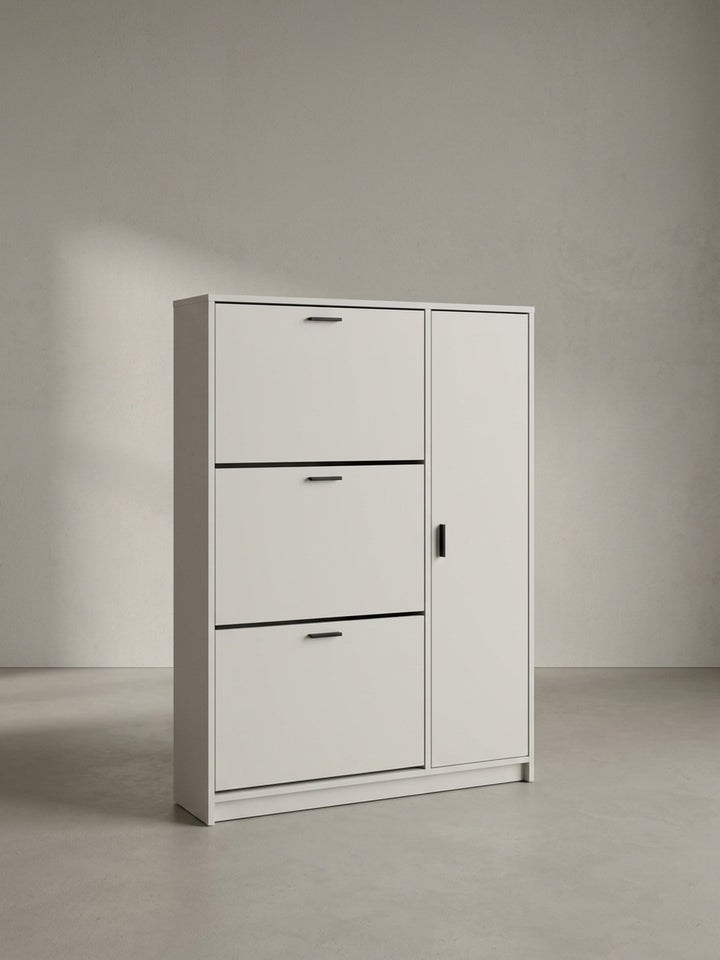 Seitenansicht des Flurmöbels, die seine extrem schmale Silhouette hervorhebt, ideal für enge Korridore und kleine Eingangsbereiche._