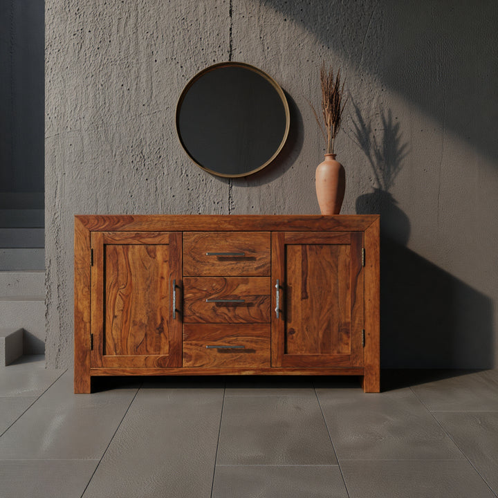Sideboard aus massivem Holz im modernen Wohnzimmer – eleganter Stauraum, erhältlich bei Kadima Design_
