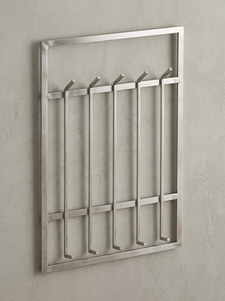Frontalansicht der Wandgarderobe aus Stahl, 60x100 cm, auf weißem Hintergrund, die das klare, symmetrische Design mit zehn Haken perfekt zur Geltung bringt._