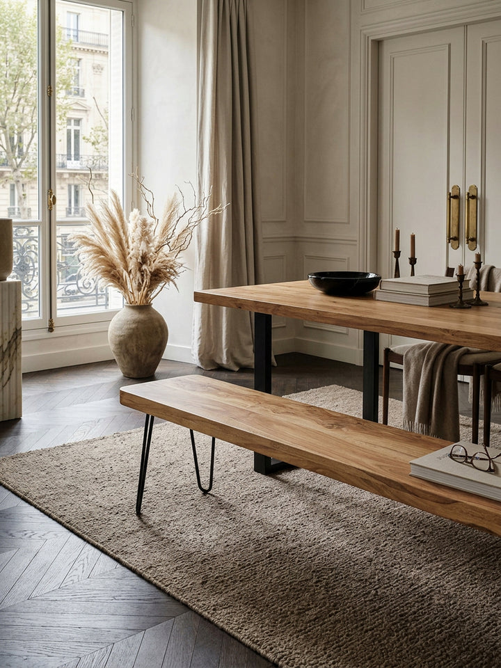 Esszimmerbänke Akazie Massivholz natur Nahaufnahme honigfarbene Akazie-Maserung mit natürlicher Farbvariation und sichtbarer Holzstruktur Qualität Möbel Wohnen Einrichtung Interior Zuhause_