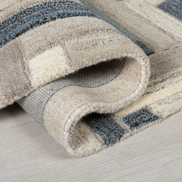 Stilvoller ESK FINN Teppich mit Rutschfestem Rücken von Kadima Design_Multi_#sku_BARK503119369661-BARK503119369662#
