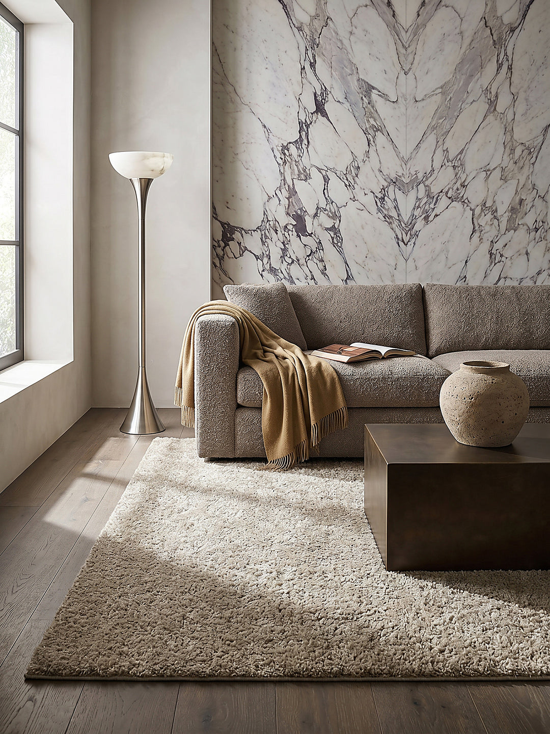 Teppich Beige quadratisch Editorial Styling_
