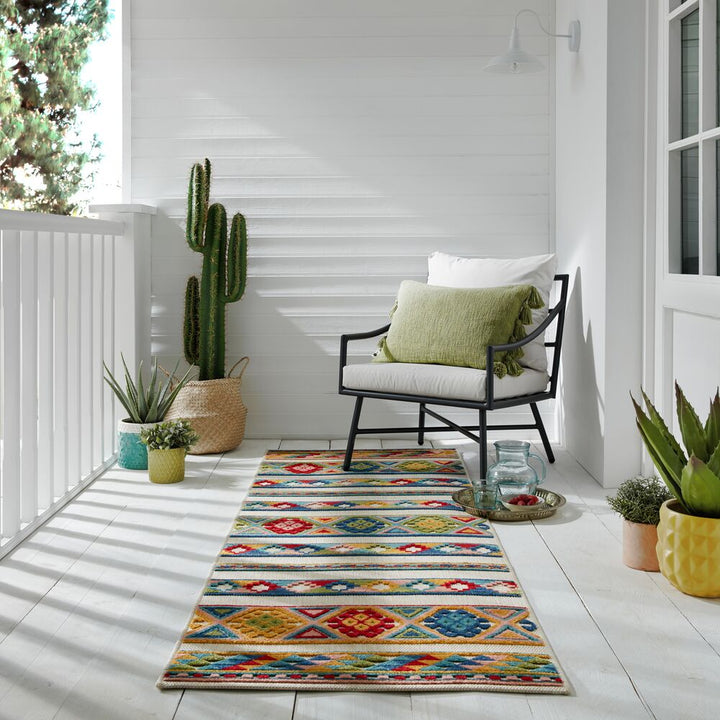 Superweicher_ pflegeleichter Outdoor-Teppich mit geometrischem Muster in Multicolor - Kadima Design Kollektion BLYDE_Multi_