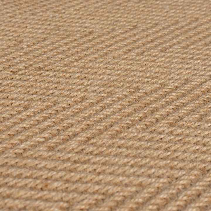 TRENT Kira Jute-Teppich mit Naturkautschuk-Rücken für aktive Wohnbereiche_Braun_#sku_BARK503119376551-BARK503119376552-BARK503119376553-BARK503119376554#