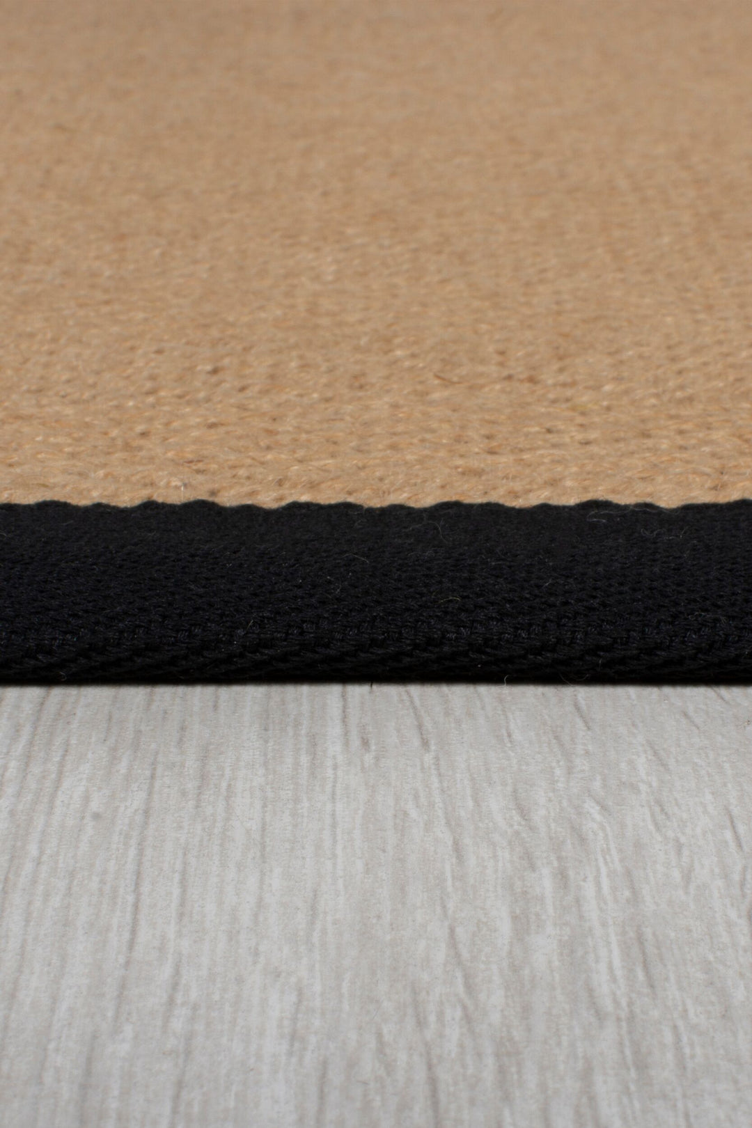 Jute-Teppich Fischgrätenmuster Bordüre rutschfest Naturfaser_Braun-Schwarz_Läufer_
