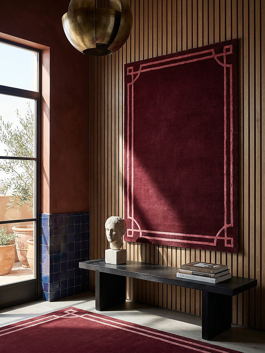 Teppich Rot rechteckig als Wandteppich Wanddekoration Textilkunst Interior Design_
