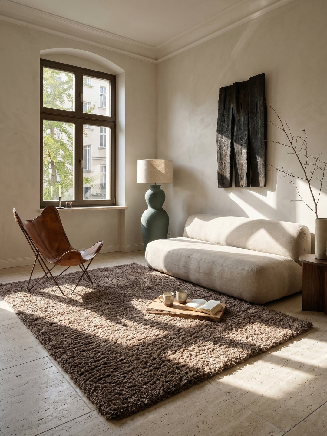 Teppich Mocca rechteckig im modernen Wohnzimmer_