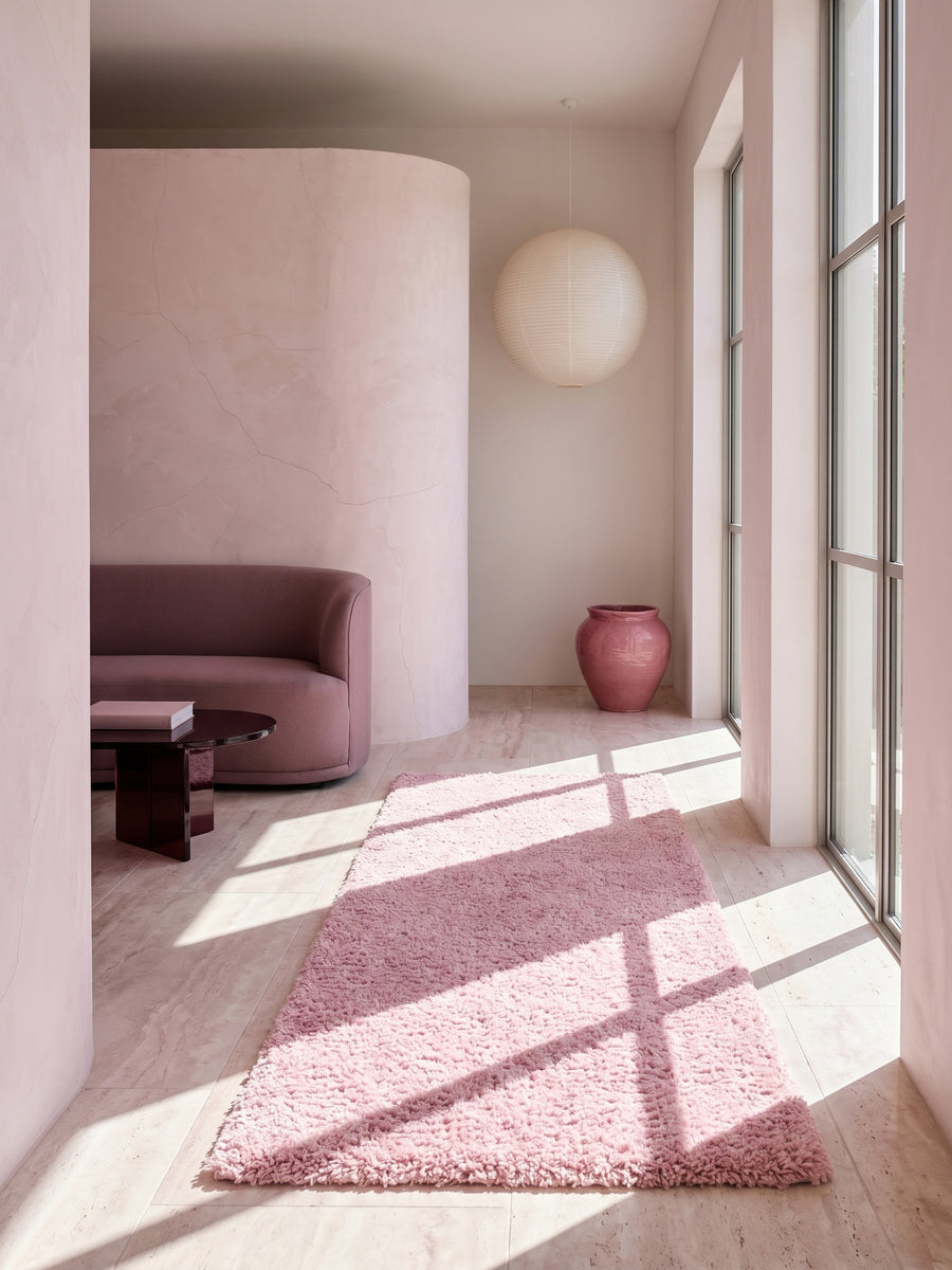 Teppich Pink Läufer im modernen Wohnzimmer_