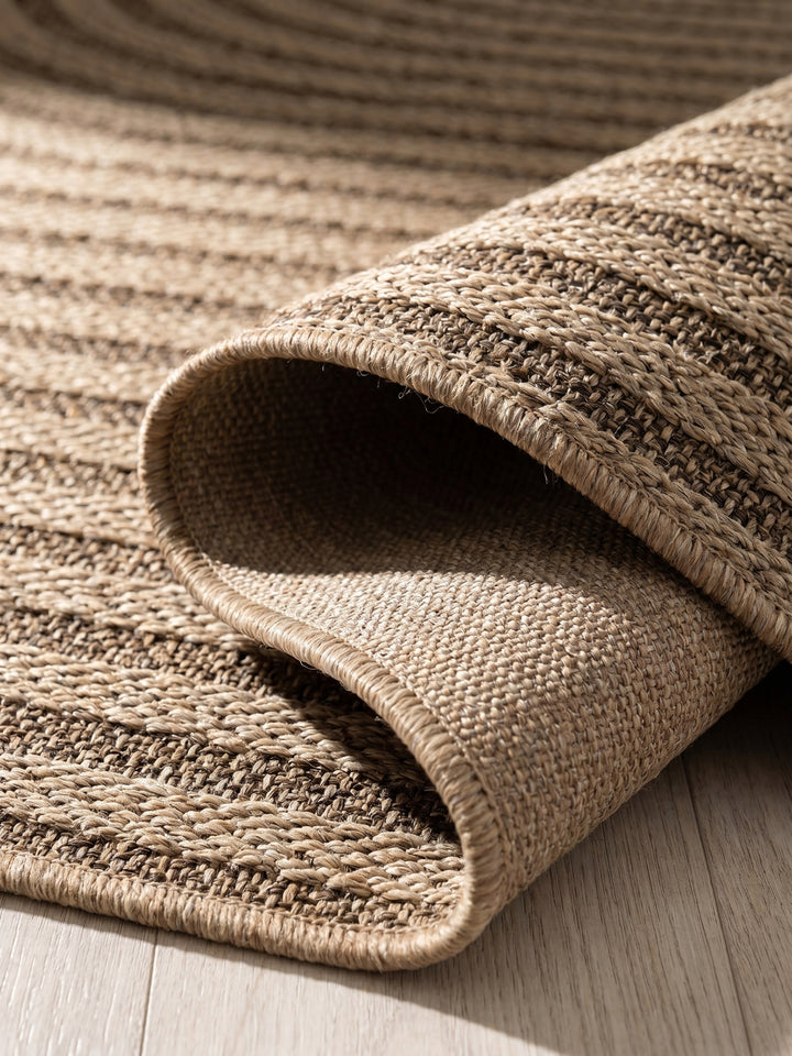 Teppich Beige rund Kante Rückseite_