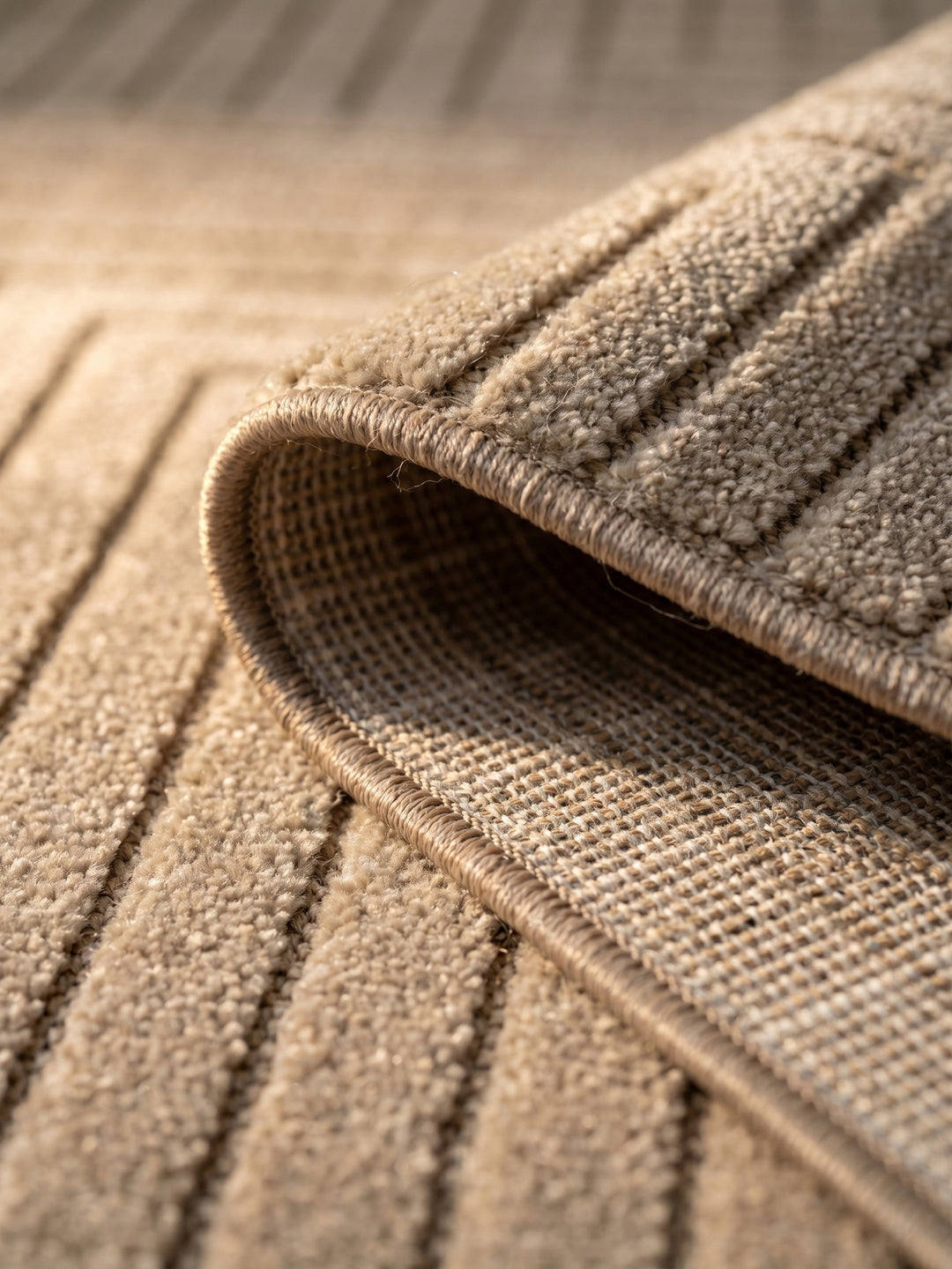 Teppich Beige rund Kante Rückseite_
