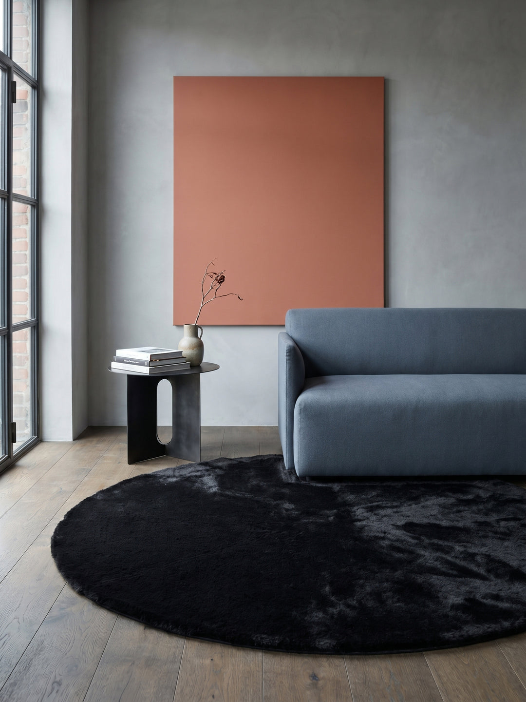 Teppich Schwarz rund Editorial Styling_