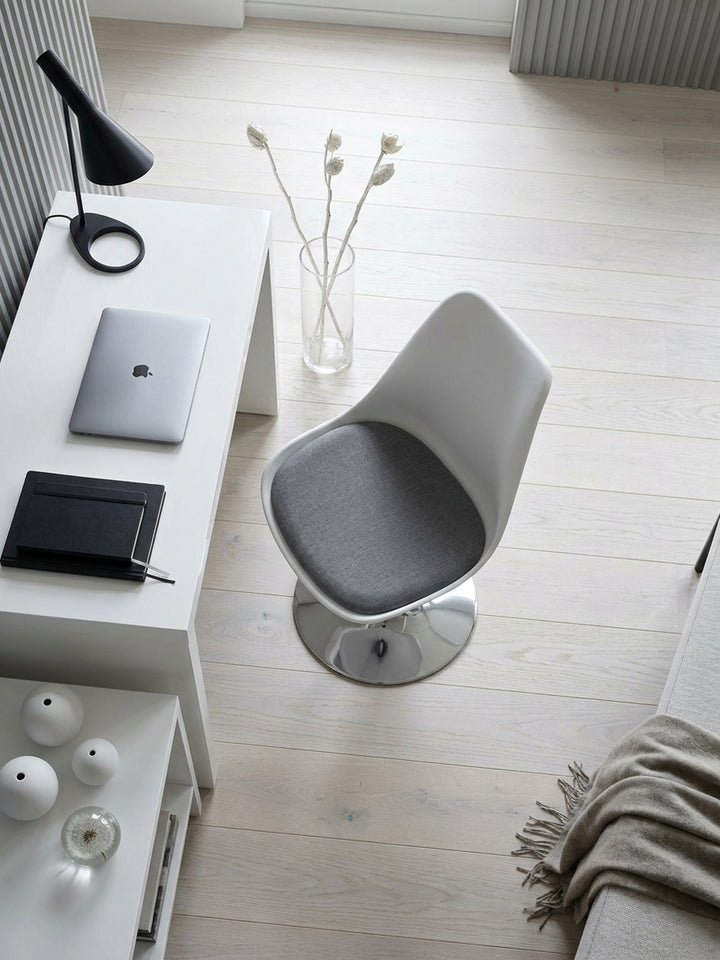 Bürostuhl Stoff weiß 46x46x88 cm Wohnidee Home Office Einrichtungsidee stilvoll kombinieren mit Höhenverstellung Design Möbel Inspiration Wohnen Interior Zuhause Wohnzimmer modern hochwertig_