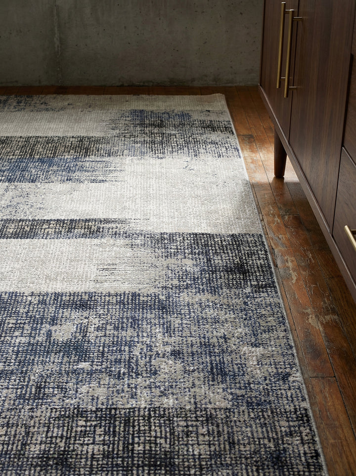 Velours-Teppich mit Abstraktes Geometriemuster_Dunkelblau_Pflegeleicht &amp;amp; Rutschfest - TIBER-Orte_