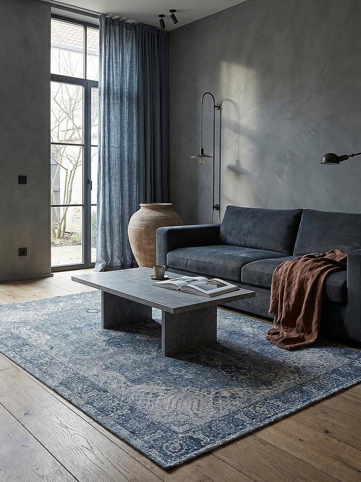 Teppich Blau rechteckig Editorial Styling_