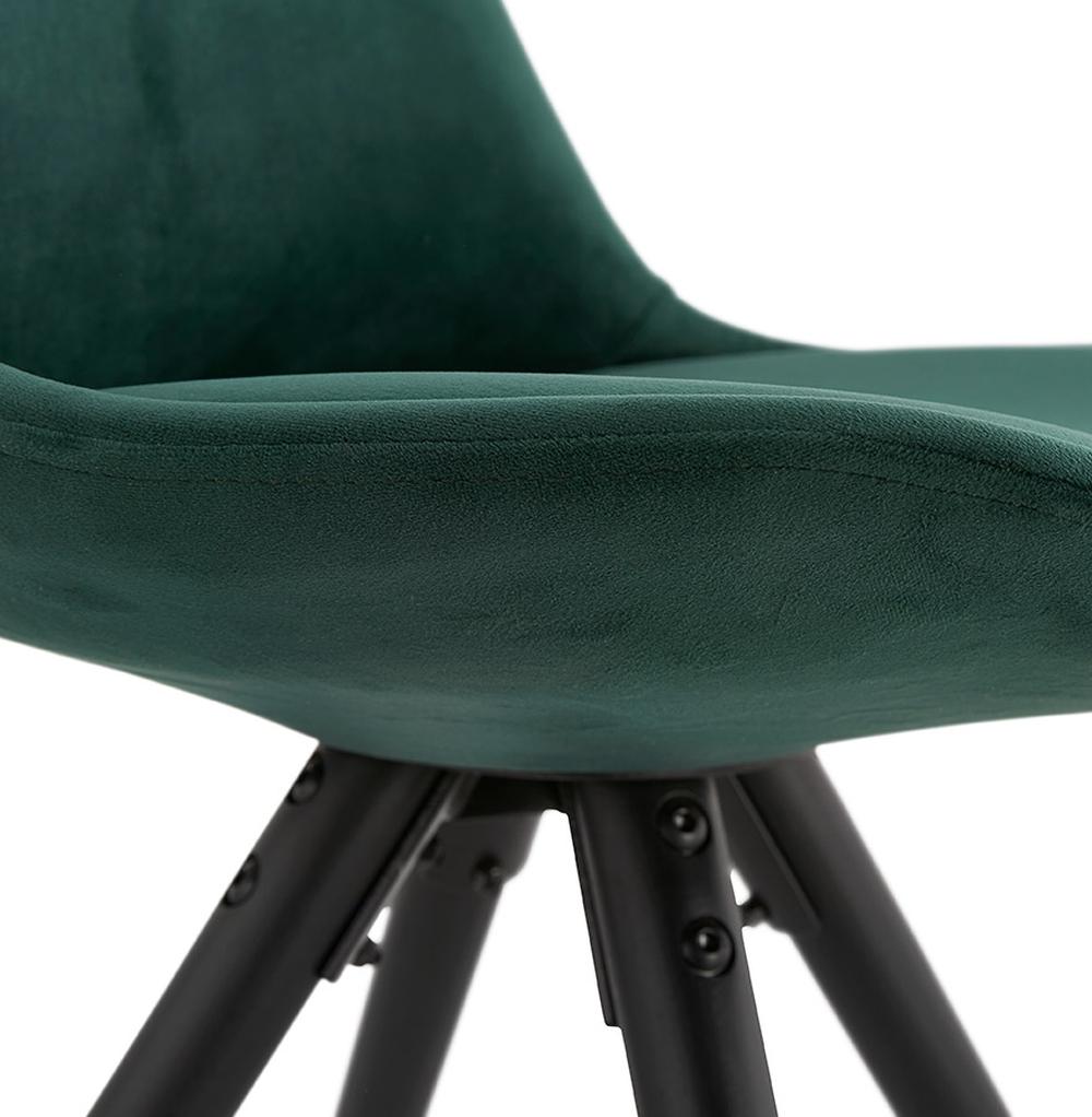 Polsterstuhl in Grün - schwarzes Buchenholzgestell für moderne Einrichtung von Kadima Design_