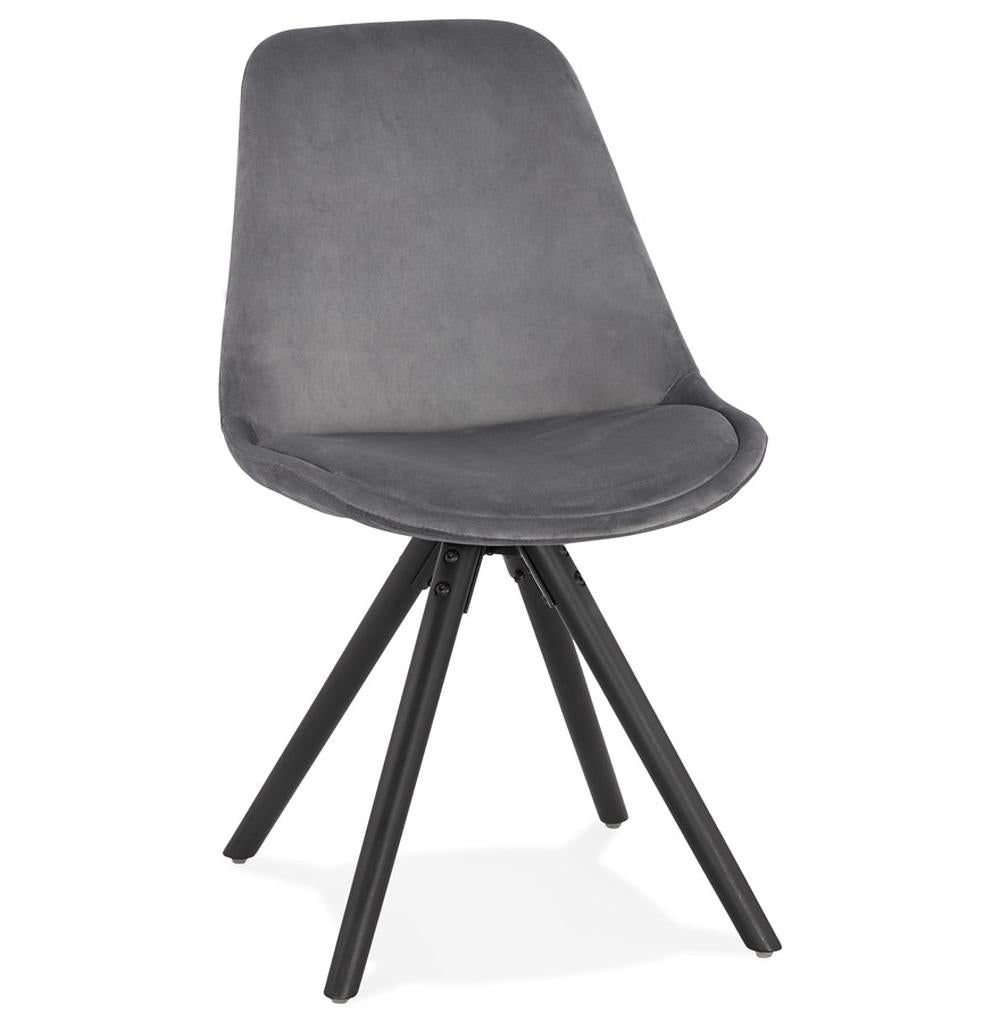 Grauer Samtstuhl mit schwarzen Holzbeinen - 46 cm Sitzhöhe für optimalen Komfort von Kadima Design_