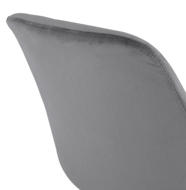 Esszimmerstuhl in Grau - gepolsterte Form für ergonomisches Sitzen von Kadima Design_
