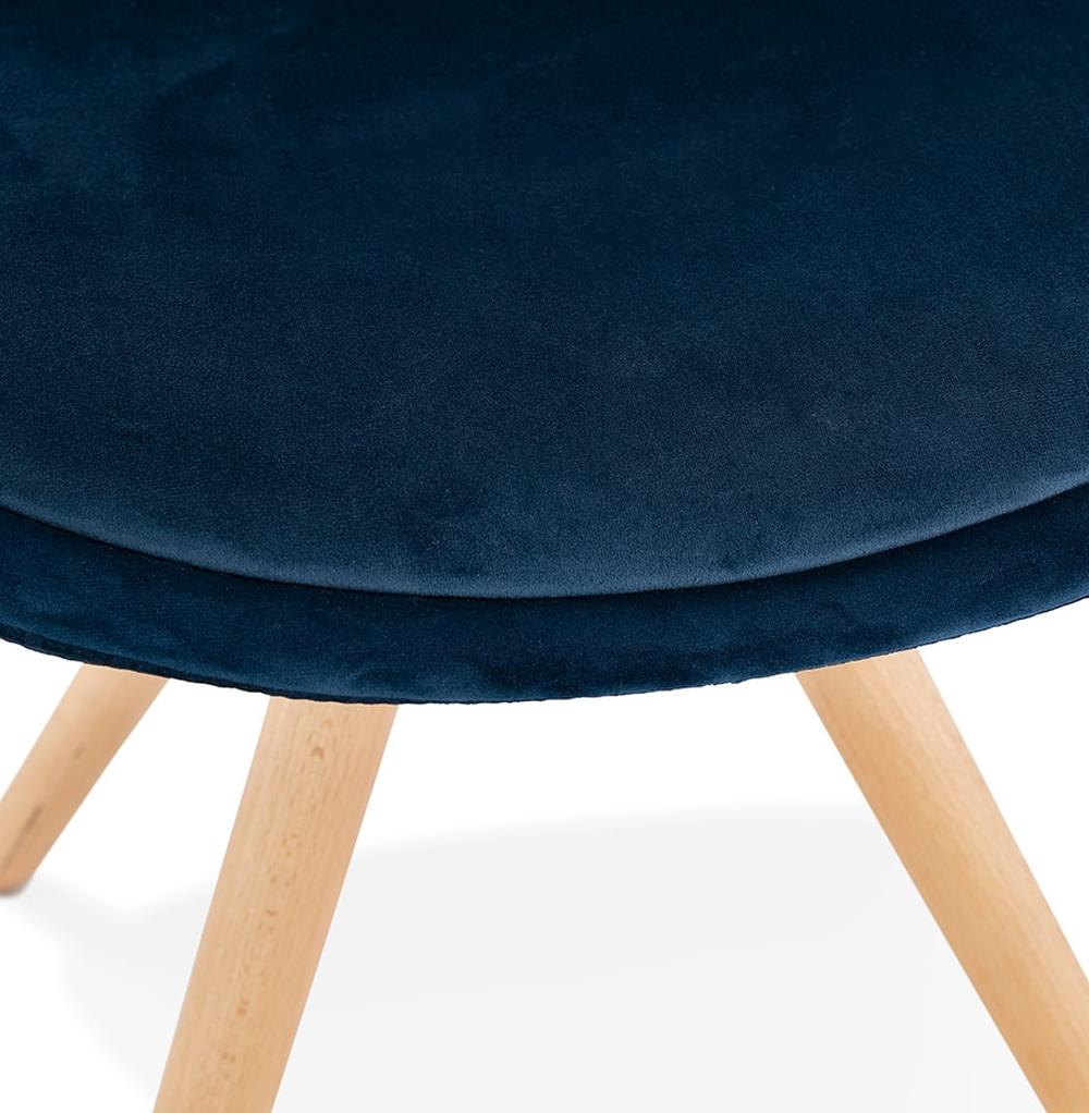 Esszimmerstuhl Blau - gepolsterte Form mit Naturholzbeinen von Kadima Design_