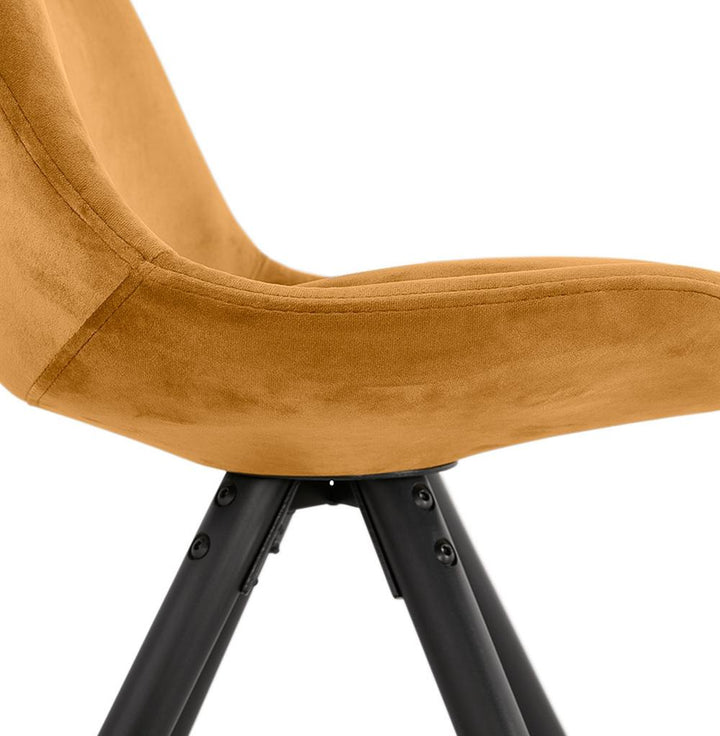 Polstersessel Senfgelb - modernes Design mit schwarzen Buchenholzbeinen von Kadima Design_