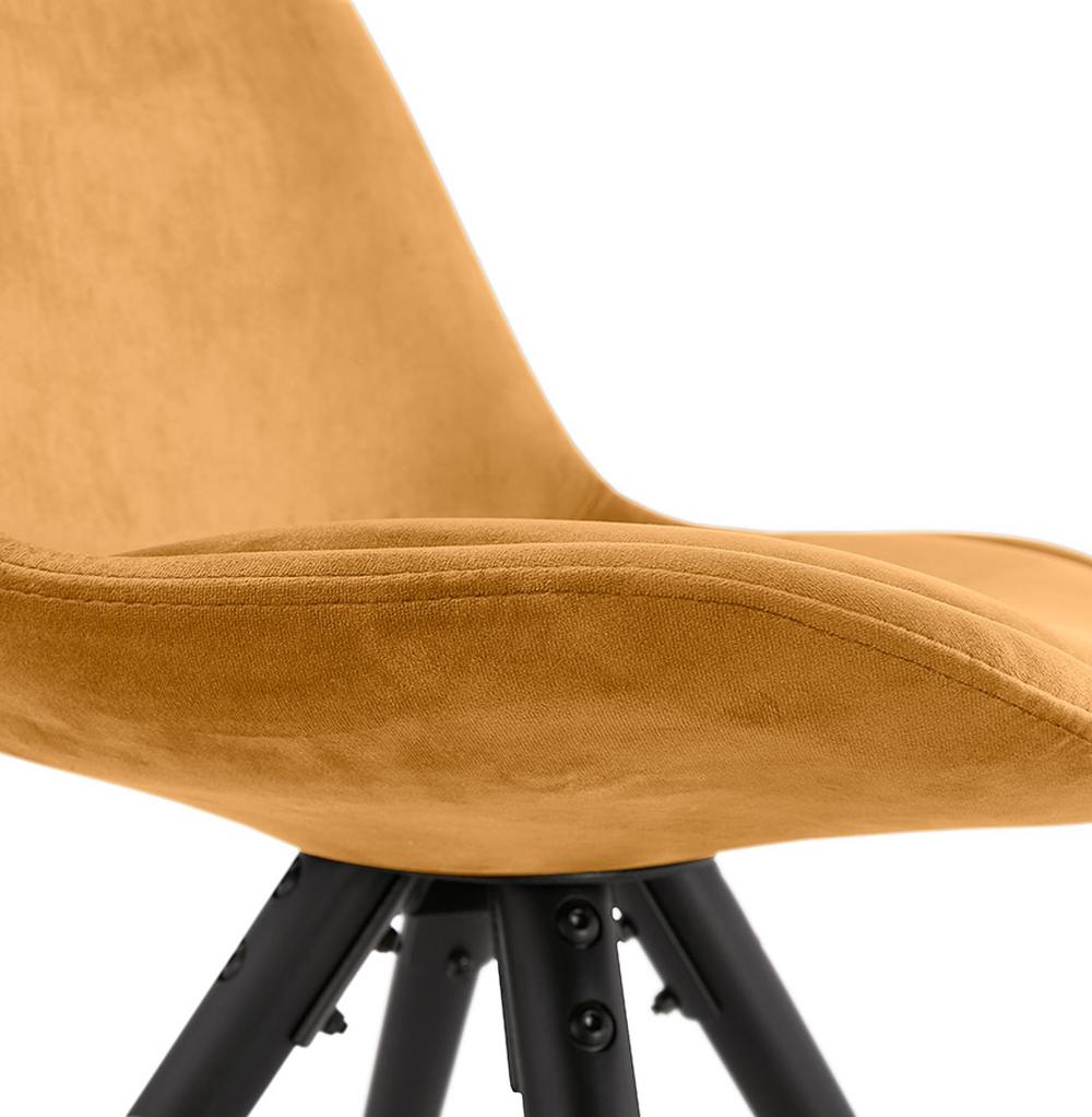 Küchensessel in Senfgelb - Retro Look mit schwarzem Gestell von Kadima Design_