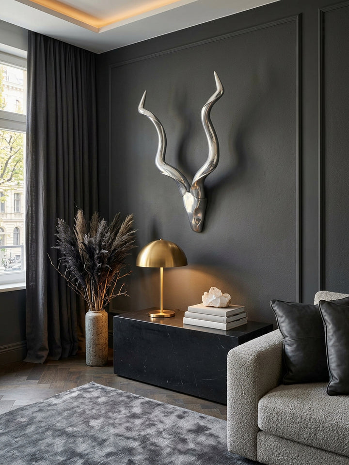 Wanddekoration Hirschgeweih in Silber_ modernes Design_ aus poliertem Aluminium_ 80x110 cm_ handgefertigt und einzigartig - KADIMA DESIGN_Größe_ 80x10x110 cm_