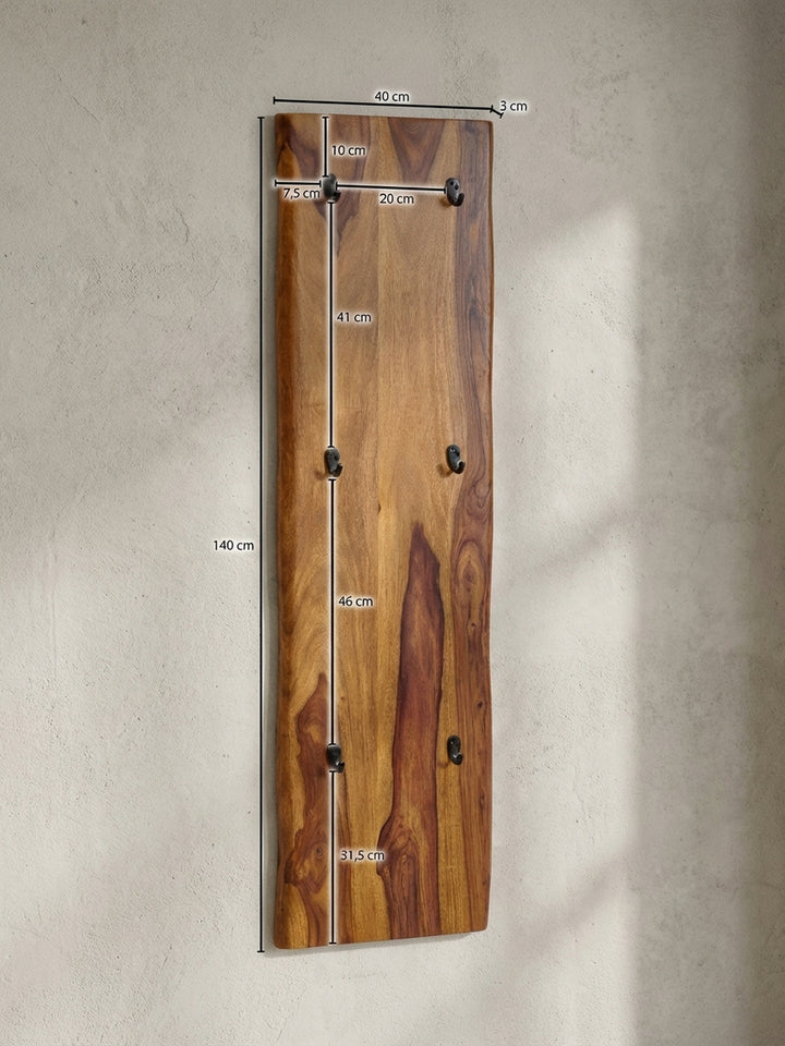 Wandgarderobe mit exakten Maßen: Höhe 140 cm, Breite 40 cm, Tiefe 7 cm. Technische Zeichnung zur Planung des Platzbedarfs im Eingangsbereich._