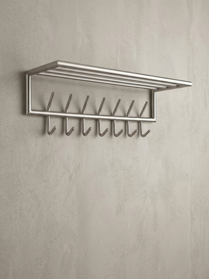 Seitenansicht des Wandpaneels aus Stahl, die die schlanke Silhouette mit 29 cm Höhe und die stabile Wandmontage für den Flur oder die Diele darstellt._