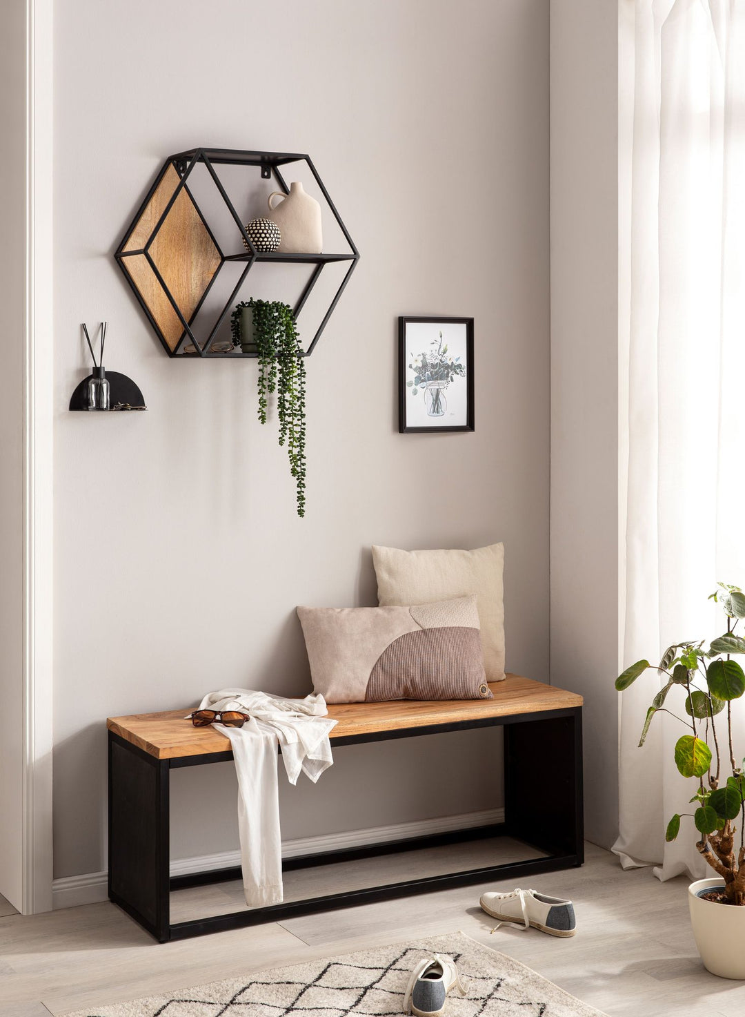 Wandregal Mango Massivholz Metall Industrial Stil 60x52x20 cm Sechseckig mit 3 Ablagen