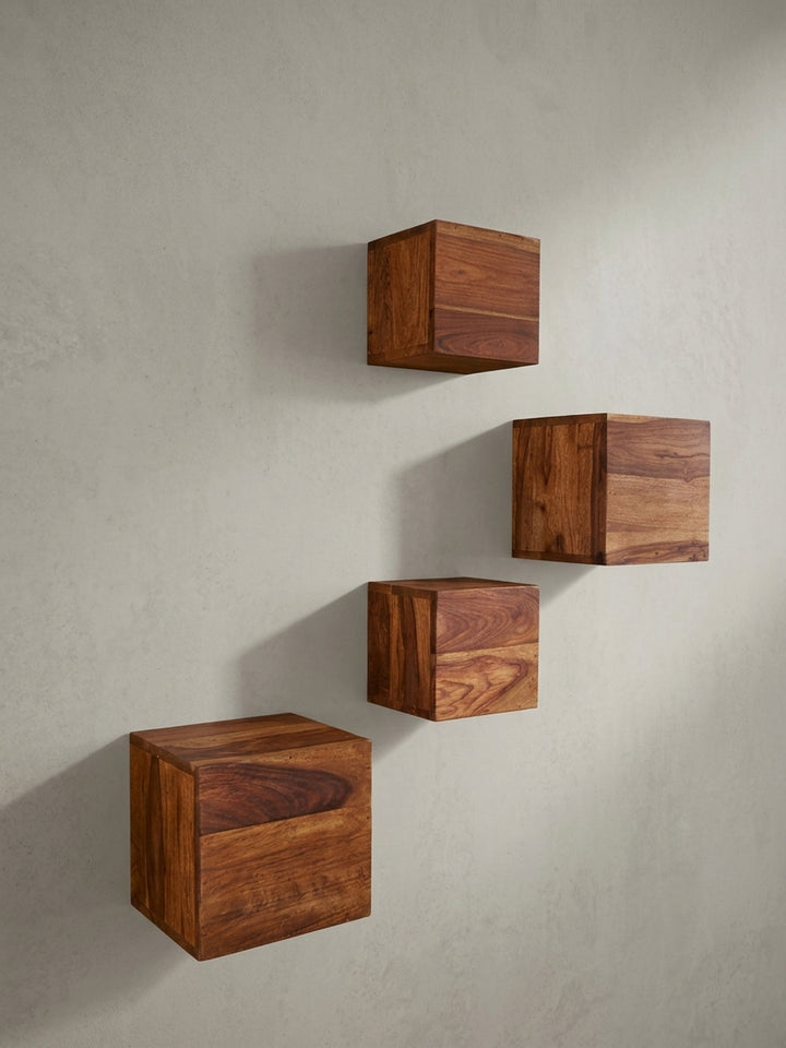 Wandregal aus warmem Sheesham-Massivholz mit markanter Maserung 25x25x25 cm Design Möbel Premium Qualität modern Wohnzimmer Einrichtung stilvoll Wohnen Interior Zuhause hochwertig elegant_