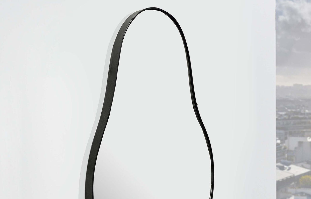Wandspiegel Asymmetrisch 40x80 cm Metall Design Hängespiegel Schwarz - Eisen Dekospiegel Unförmig mit Rahmen - Spiegel Wand Groß - Flurspiegel Garderobenspiegel Modern_