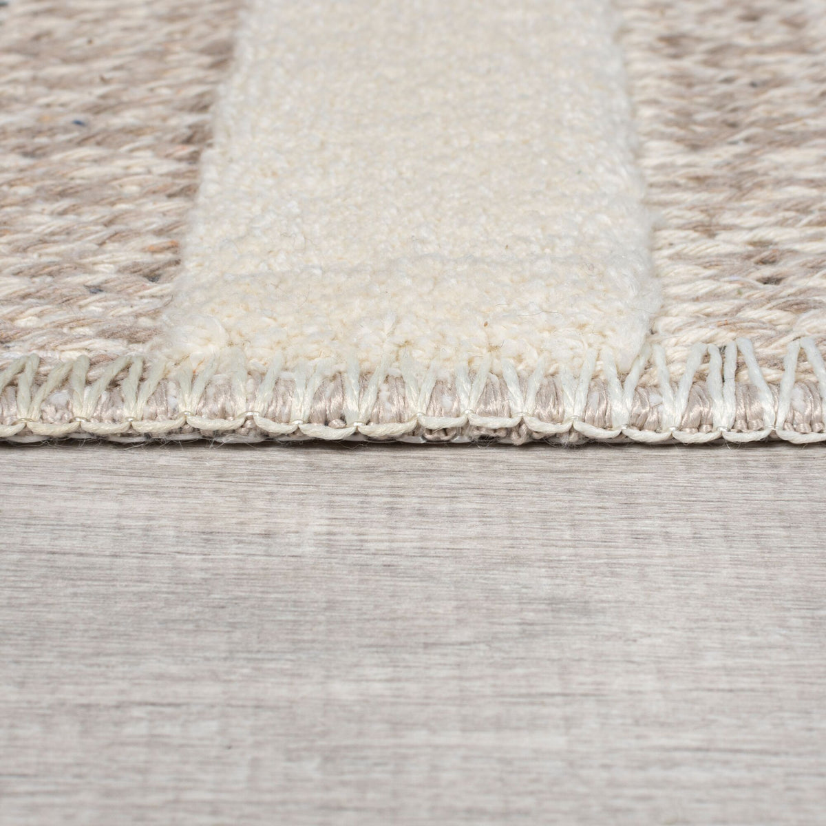 Waschbarer Kurzflor Teppich 4mm Beige Geometrisches Schachbrett Modern Rechteckig