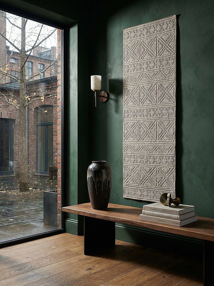 Teppich Grau Läufer als Wandteppich Wanddekoration Textilkunst Interior Design_