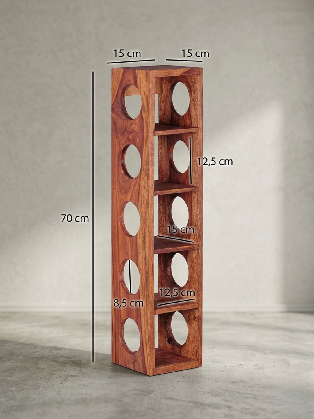 Detailansicht Standregale aus warmem Sheesham-Massivholz mit markanter Maserung zeigt Verarbeitung und Materialqualität mit Ablagefach 15x15x70 cm_