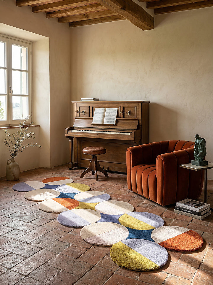 Teppich Multicolor Läufer im Wohnzimmer mit Couchtisch und Wohnaccessoires Wohnidee skandinavisch modern_