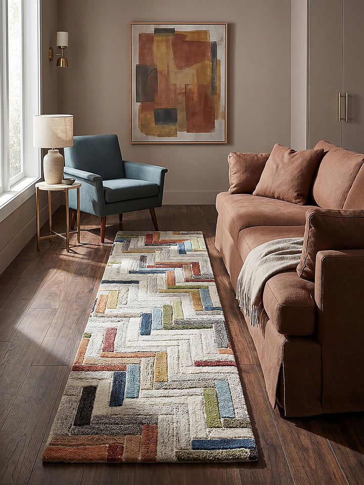 Teppich Multicolor Läufer im Wohnzimmer mit Couchtisch und Wohnaccessoires Wohnidee skandinavisch modern_