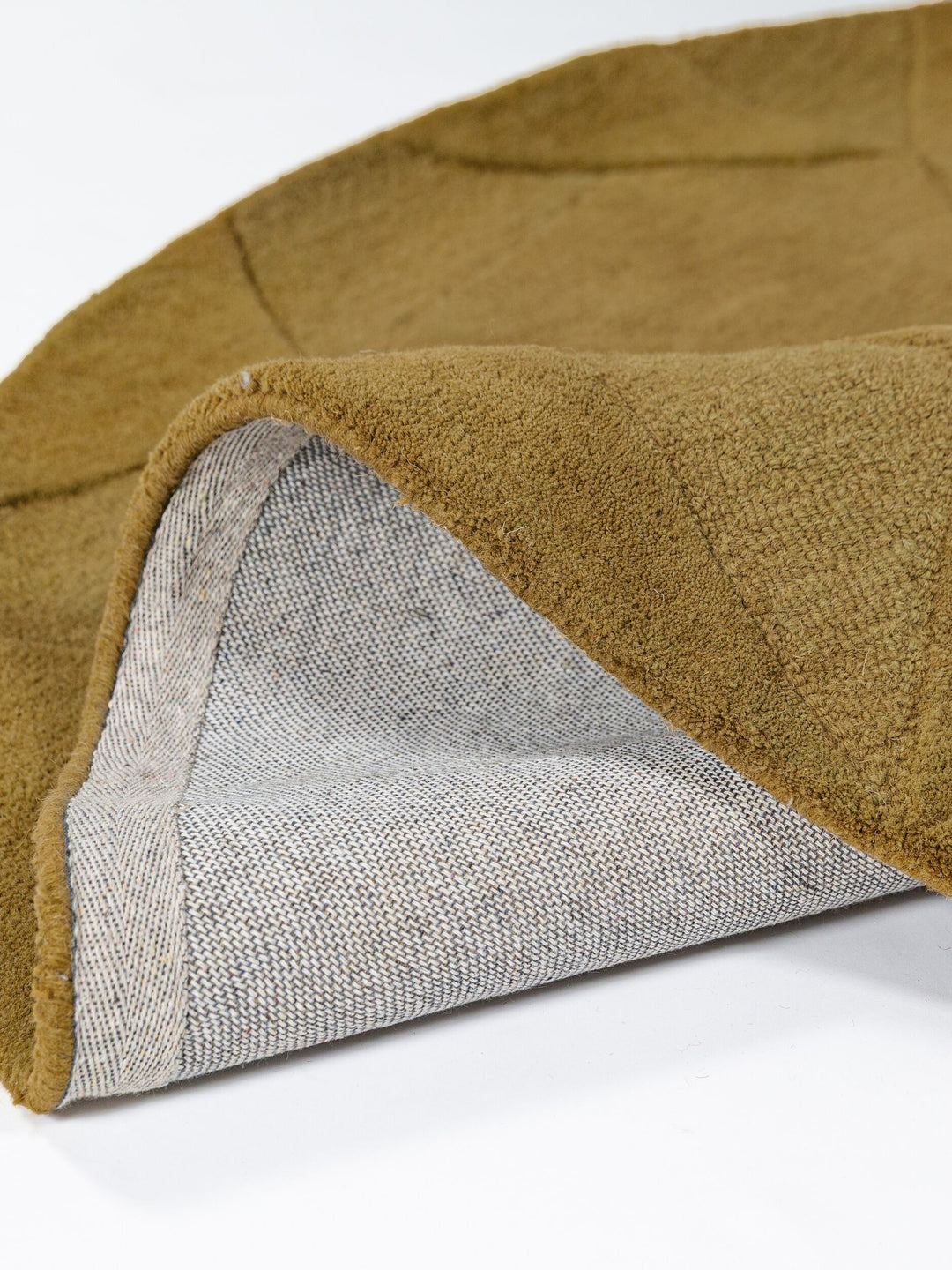 Teppich Ocker rund WOOL Einrichtung Wohnidee Bodenbelag DEBEN_