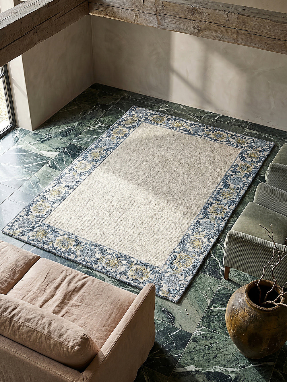 Teppich Blau-Beige rechteckig Musteransicht von oben Designkollektion_