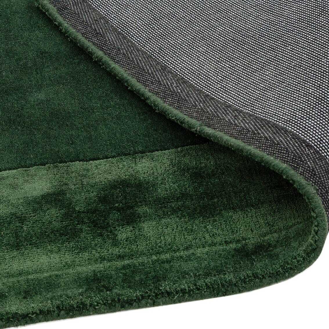 Grüner Wollteppich - Handgewebt - Viskosebordüre - Gemütliche Wohnatmosphäre - Kadima Design_