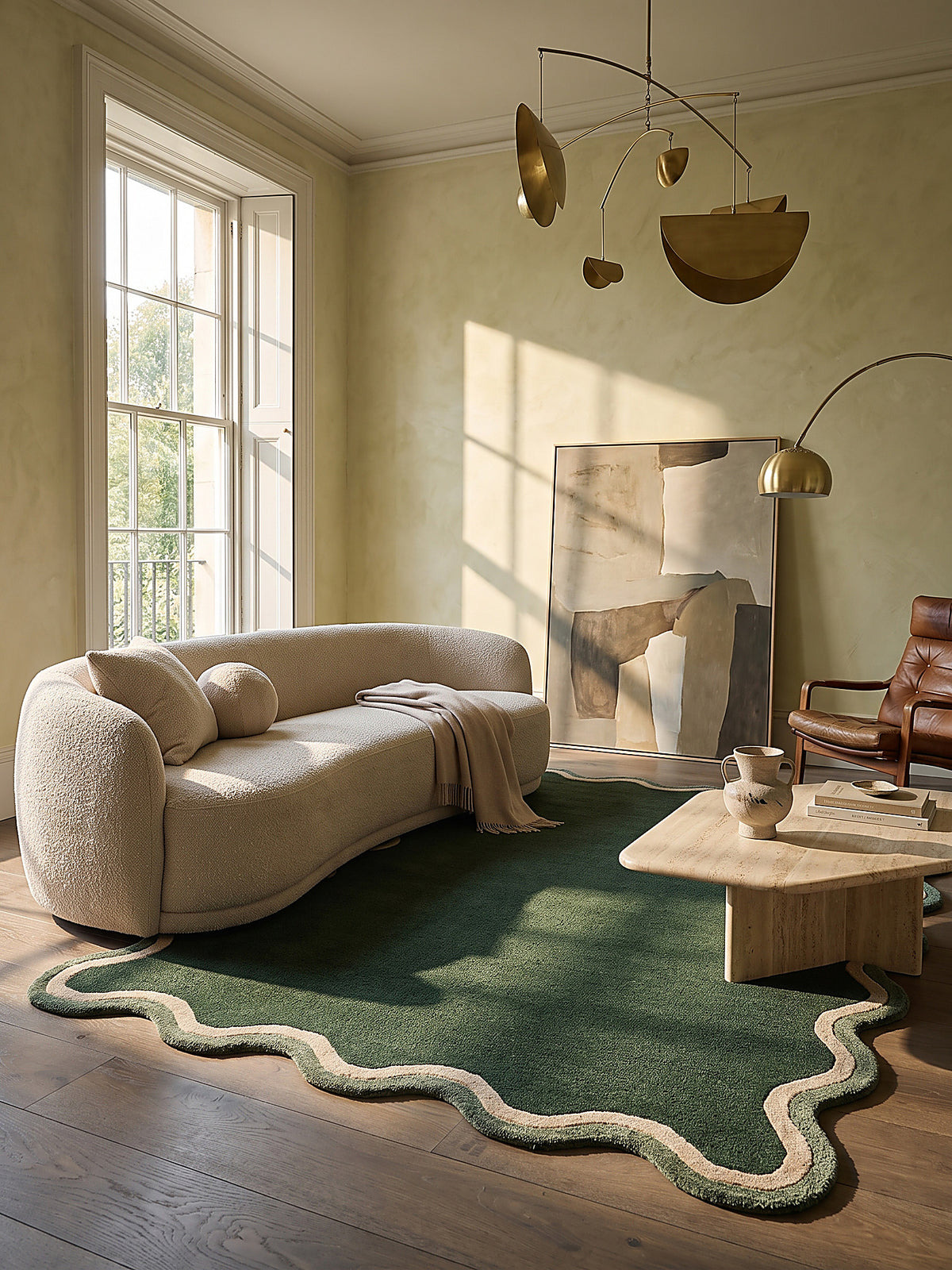 Teppich Waldgrün rechteckig im modernen Wohnzimmer_