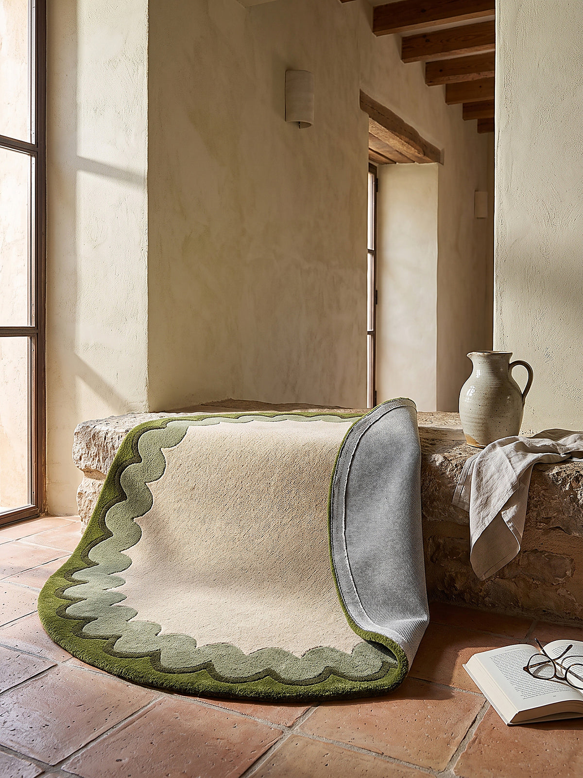 Teppich Olivgrün rund Editorial Styling_