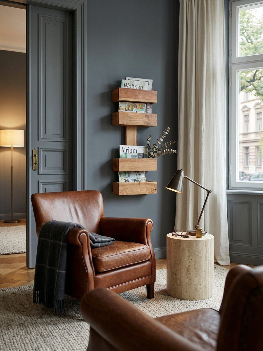 Zeitungsständer NAKO Massivholz_ Klassisch_ stilvoll_ viel Stauraum_ handgefertigt - KADIMA DESIGN_Farbe_ Beige_ Größe_ 30x10x72 cm_