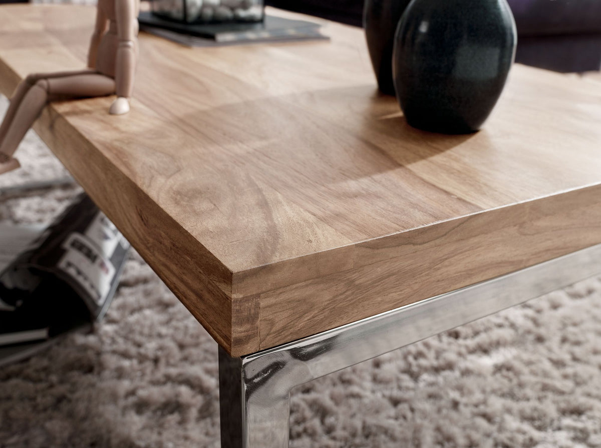 Couchtisch ISEN  Massivholz  Chromfüße  120x40x60 cm  handgefertigt  Sheesham/Akazie - KADIMA DESIGN Farbe  Beige  Größe  120x60x40 cm