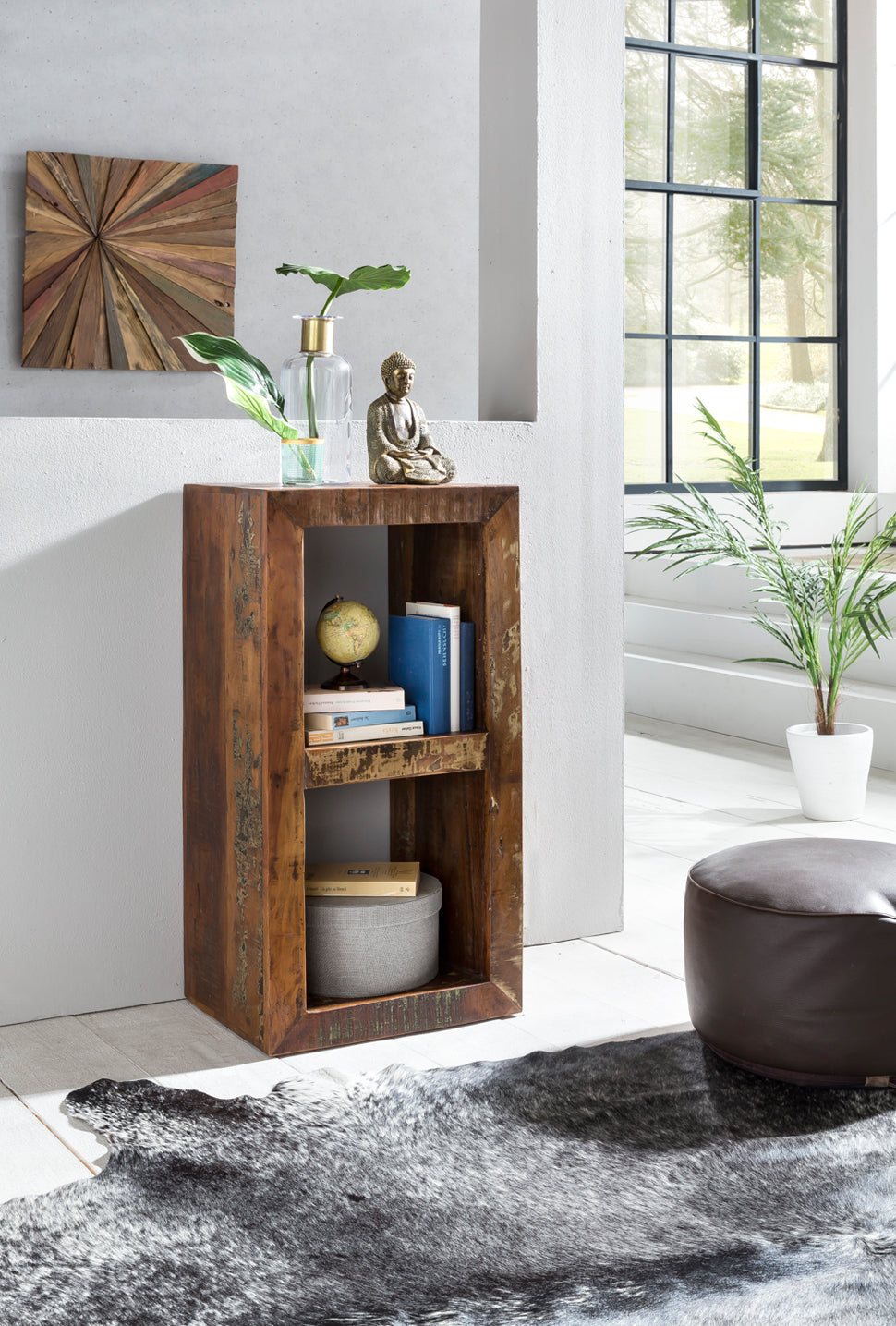 Holzregal EWA_ Rustikales Standregal_ Cube-Form_ Vintage-Shabby-Look_ 2 Innenräume_ recyceltes Mango-Massivholz - KADIMA DESIGN_Farbe_ Braun_ Größe_ 45x35x90 cm_