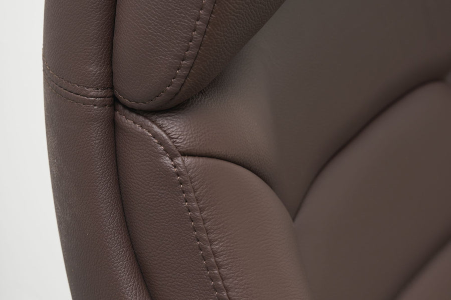 Chefsessel MIRON aus Leder_ Multiblockwippmechanik_ bis 120 kg_ in 3 Farben verfügbar - KADIMA DESIGN_Farbe_ Braun_ Größe_ 67x67x137 cm_