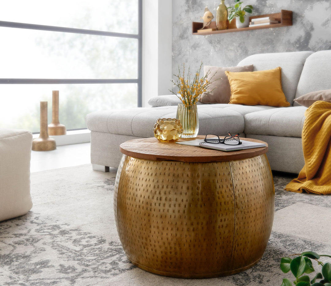 Moderner Couchtisch &quot;Aurora&quot; aus Massivholz_ Braun/Gold_ mit elegantem Design und Stauraum - KADIMA DESIGN_Größe_ 60x60x40 cm_