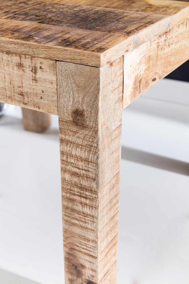 Rustikaler Couchtisch_ Recyceltes Mango-Holz_ Shabby-Chic-Design_ robust_ Klarlack-Beschichtung_ große Tischplatte - KADIMA DESIGN_Farbe_ Beige_ Größe_ 60x60x47 cm_