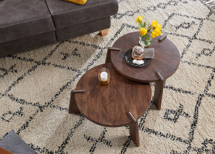 2er Set Couchtische HELEN_ Mango Massivholz_ unterschiedliche Größen_ Messing Zierstreifen_ handgefertigt_ max. 8 kg Belastung - KADIMA DESIGN_Farbe_ Braun_ Größe_ 53x53x32 cm_