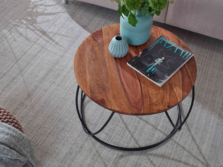 Industrieller Couchtisch aus handgefertigtem Sheesham-Massivholz_ Wohnzimmer-Trend - KADIMA DESIGN_Größe_ 60x60x40 cm_