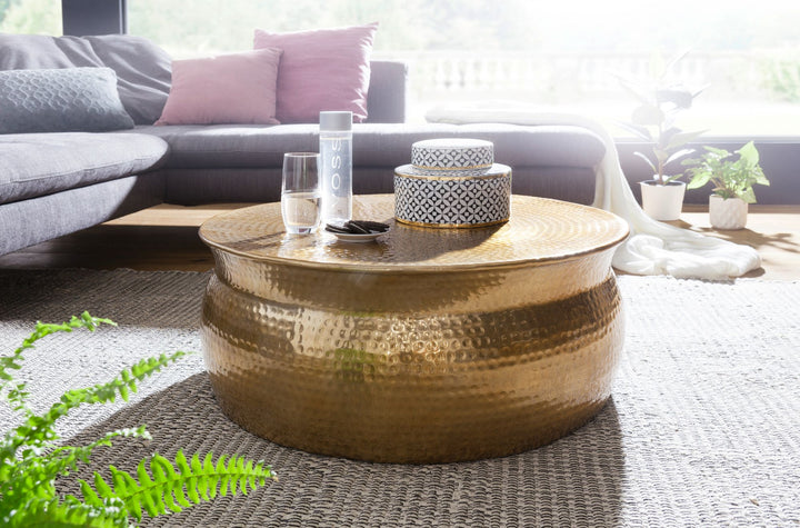 Orient Couchtisch_ Handgefertigt_ Hammerschlag-Aluminium_ großzügige Ablagefläche - KADIMA DESIGN_Farbe_ Gold_ Größe_ 75x75x31 cm_